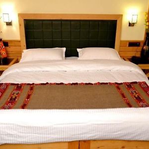 7 Hills Resort